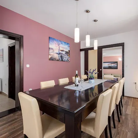 Casa de Férias Perci 13 Frata