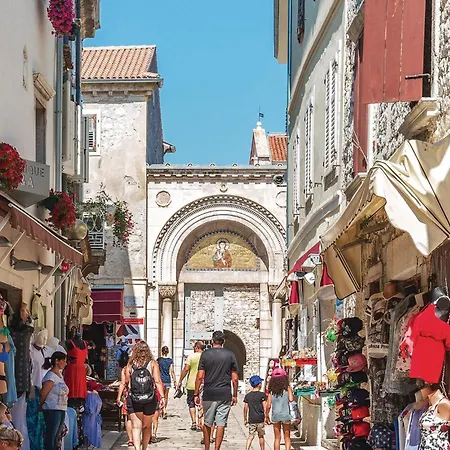 Perci 13 Dom wakacyjny Frata