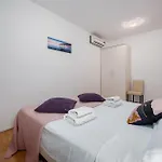 Perci 13 * Tar-Vabriga