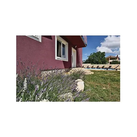 Luxurious In Perci Nyaraló Tar-Vabriga